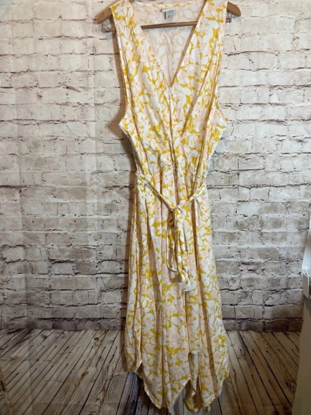 Ava & Viv Yellow and White Floral Medi Asymmetric Hem Belted Boho Dress Size 3X